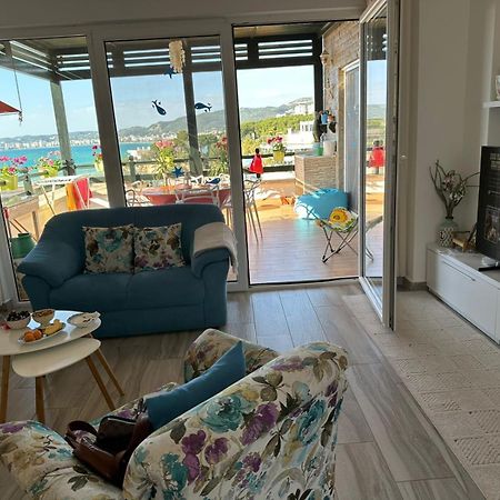 Vila Rina At Aquamarine Residence Vlorë Esterno foto