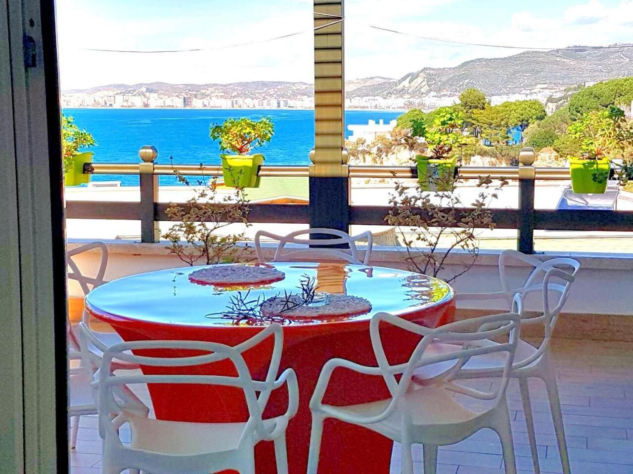 Vila Rina At Aquamarine Residence Vlorë Esterno foto