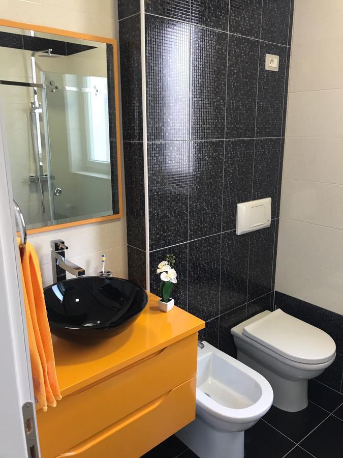 Vila Rina At Aquamarine Residence Vlorë Esterno foto